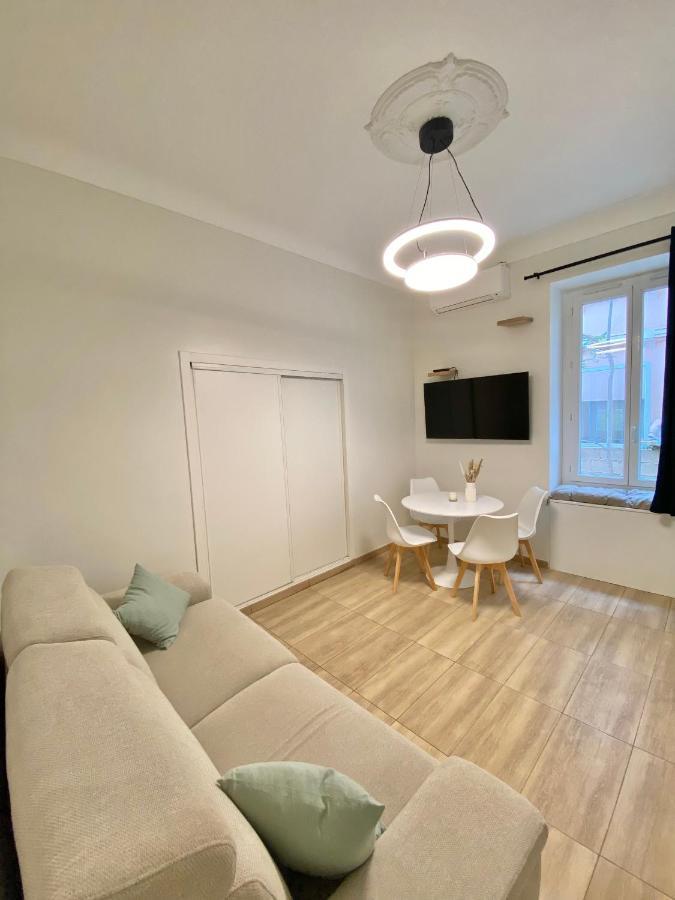 Appartement Neuf - Frontiere De Monaco - Clim - Wifi